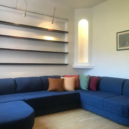Extremely Spacious 3-bdr - Lozenec Area * София