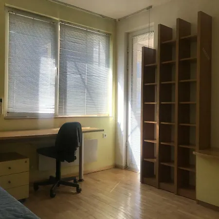 Extremely Spacious 3-bdr - Lozenec Area Apartament *