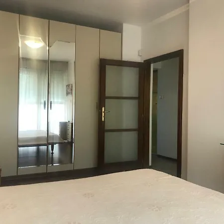 Extremely Spacious 3-bdr - Lozenec Area Апартаменты *