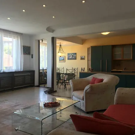 Extremely Spacious 3-bdr - Lozenec Area * Sofia